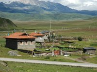 China  Tagong. Grasslands. Few homes. : Asia, China, Mountains, Tagong Grassland